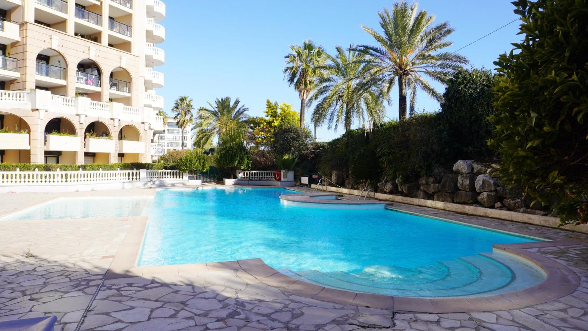Appartement 556, Vue Mer Et Piscine By Palmazur Vacances Cannes Exterior photo